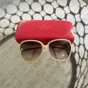 Kate Spade Oversized sunglasses